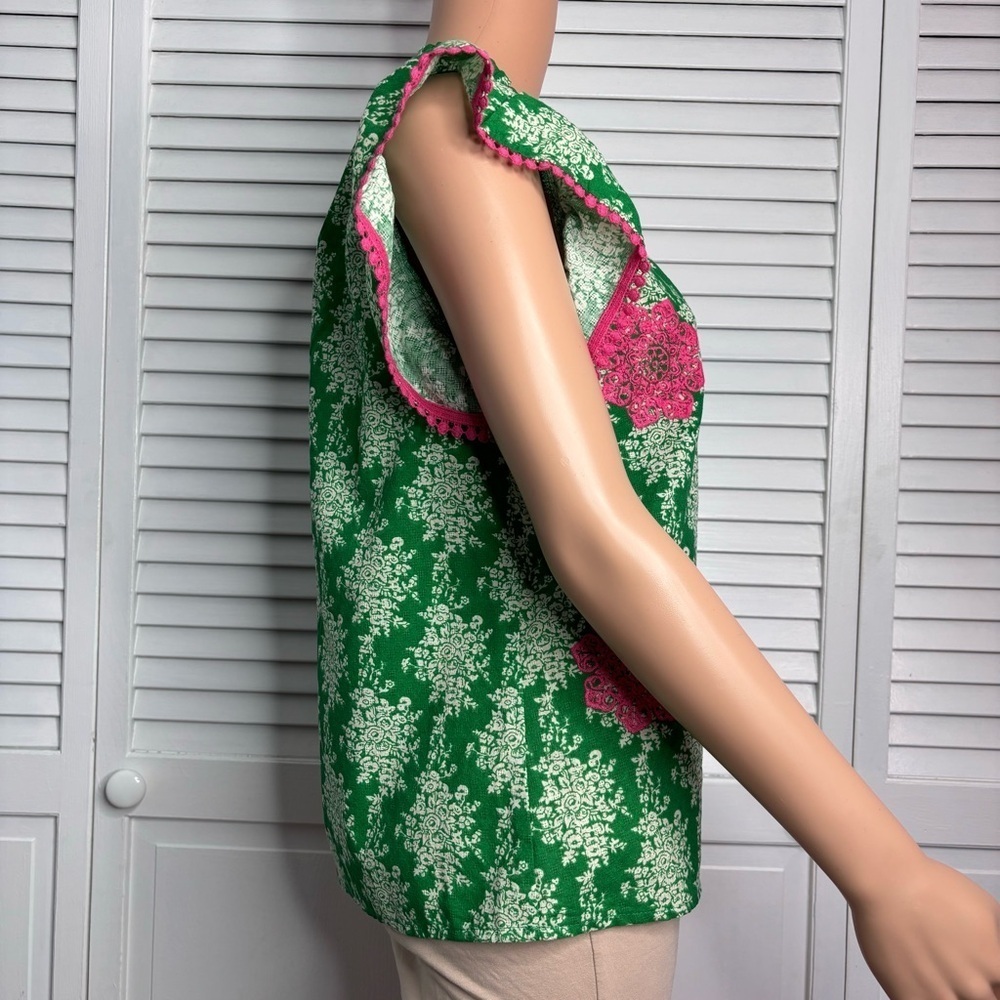 THML Green Pink Floral Ruffled Cap Sleeve Blouse Size Small - Picture 4 of 9
